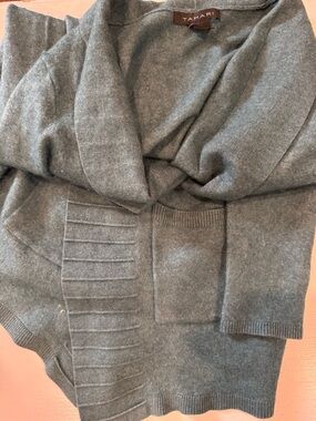 Tahari merino wool  Gray Shawl Collar Women's Cardigan